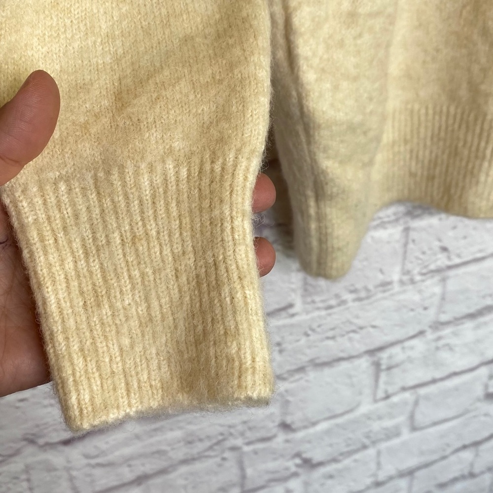 Topshop Double V-Neck Sweater - Picture 6 of 9